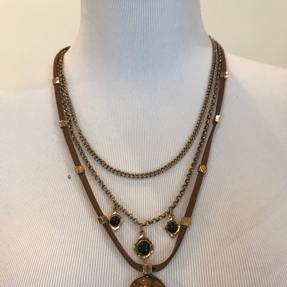 Naomi collection jewelry set